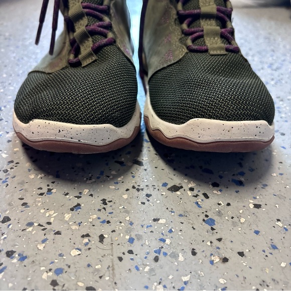 Teva Arrowood Mid Waterproof Hiking Sneaker Boots Size 8 - Picture 11 of 12